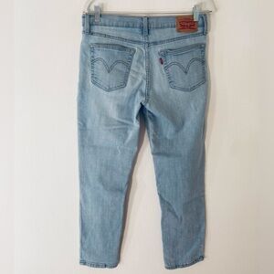 Levi's Light Blue Denim Boyfriend Jeans Size 28x 27